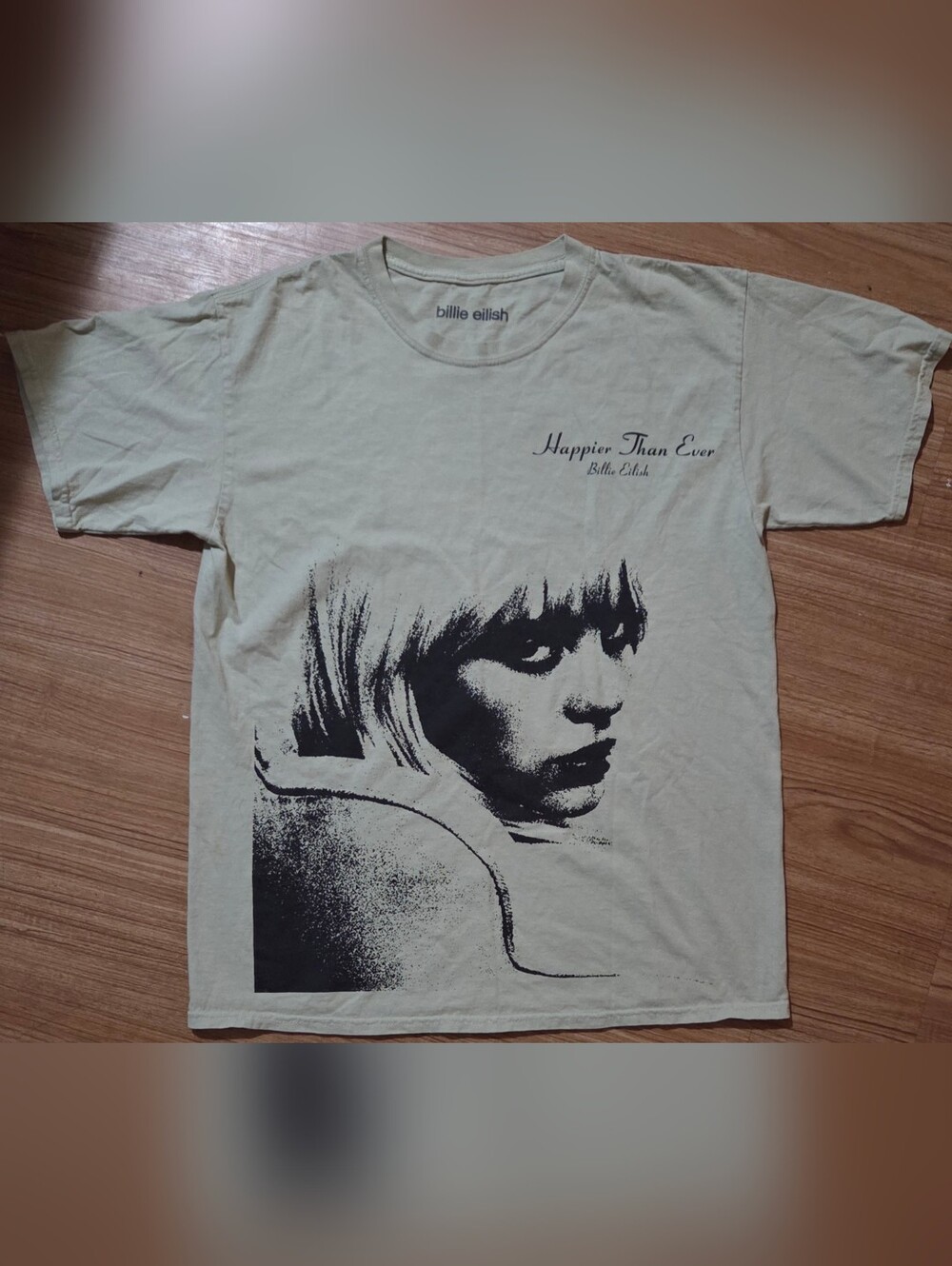 Billie Eilish "Happier Than Ever" Graphic T-Shirt Sage Green Size Medium runs L